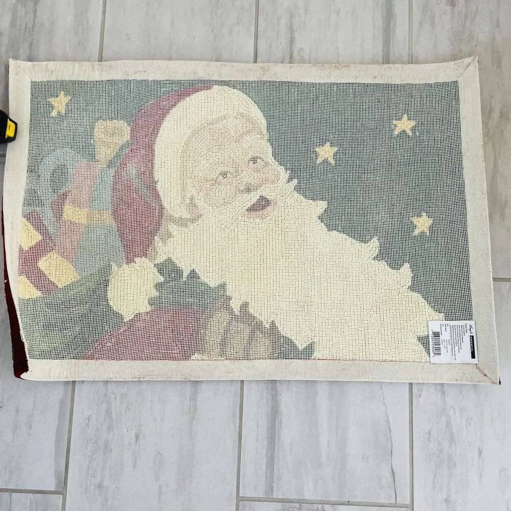 Anglo Oriental Christmas Santa Claus Area Rug 36x24 Hand Tufted Carved Holiday